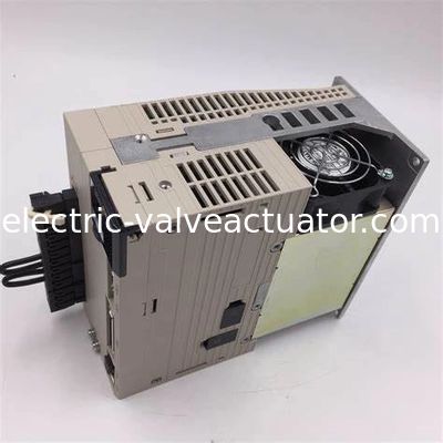 Giá tốt. Yaskawa Sigma SGDV-120A01A AC Servo Drive 3 Phase AC 230V AC trực tuyến
