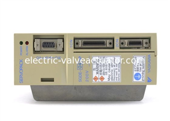 Giá tốt. Yaskawa AC Servo Amplifier 400W SGDE-04AP ISERVO DRIVE 200-230VAC 50/60HZ 6A trực tuyến